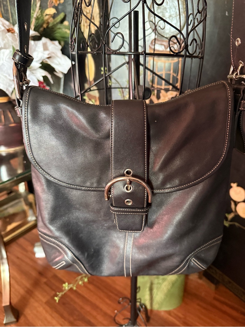 Coach vintage soho Black Leather Shoulder Bag with Signature Interior